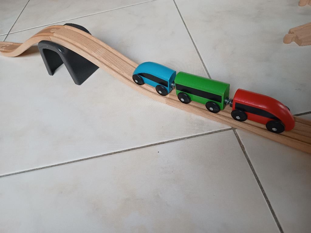 Treinset IKEA, Kinderen en Baby's, Speelgoed | Houten speelgoed, Ophalen, Zo goed als nieuw, Duw- of Trekspeelgoed