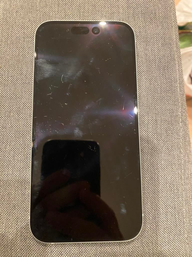 Iphone 15 beschadigd! Ruilen kan, Ophalen of Verzenden, Gebruikt