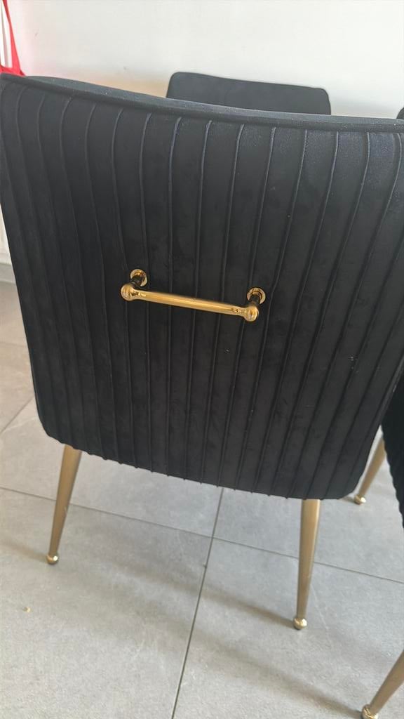 Eetstoelen, Dieren en Toebehoren, Ophalen, Zo goed als nieuw
