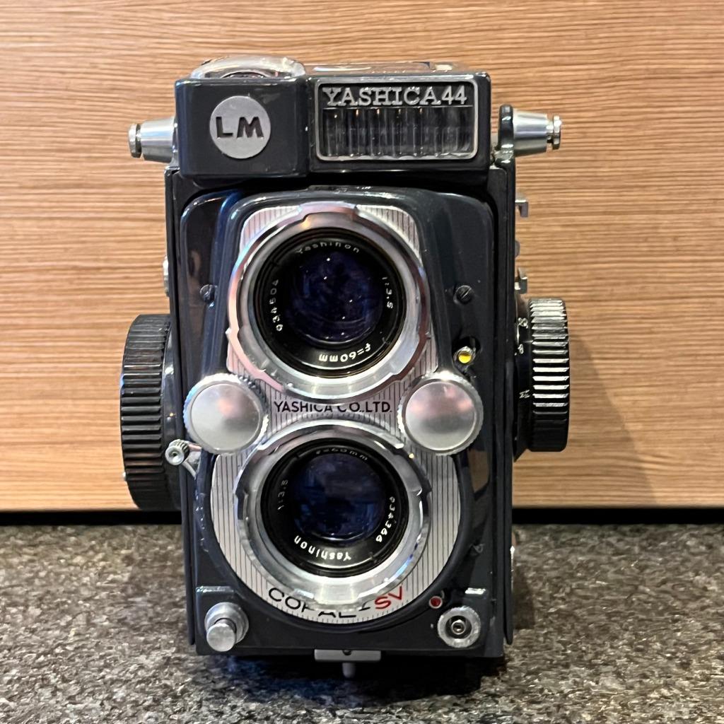 Yashica 44LM analoge TLR 127 (4x4) spiegelreflex camera, Enlèvement, Utilisé, Reflex miroir, Autres Marques