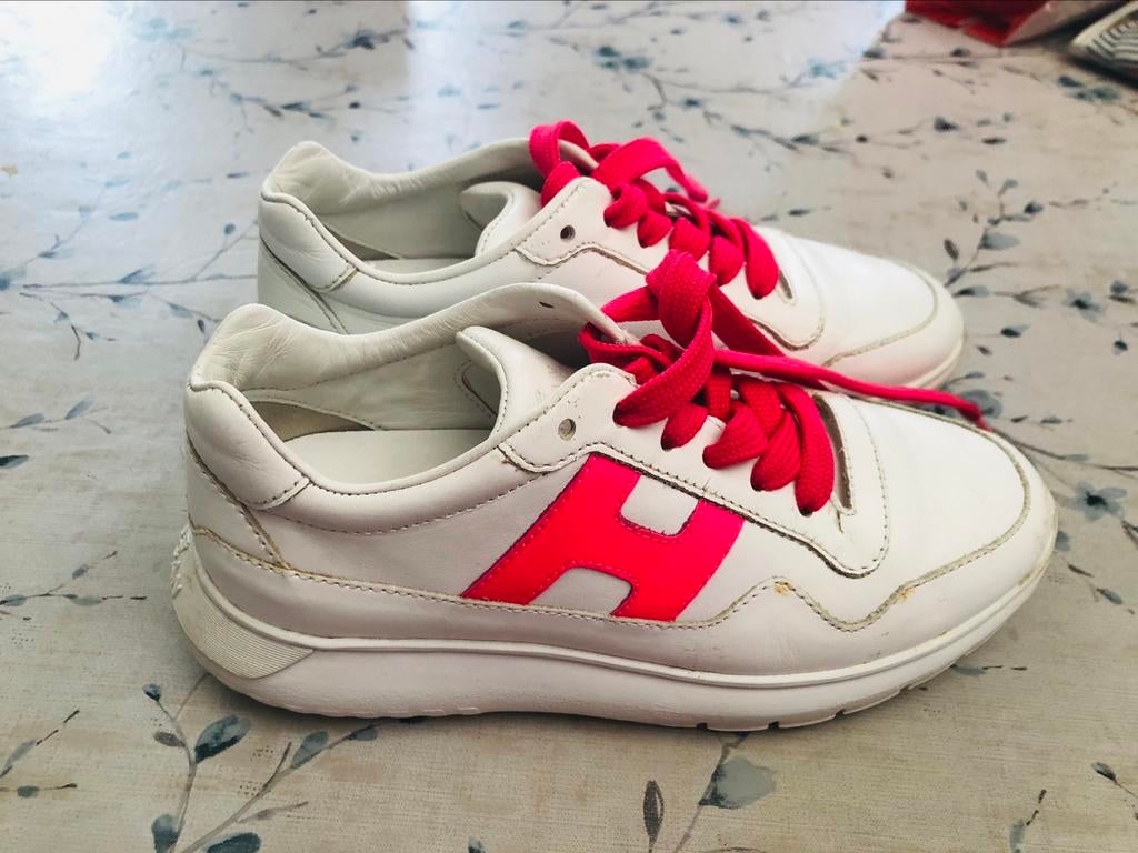 Sneakers Hogan, maat 32, Comme neuf, Chaussures de sport, Fille, Enlèvement