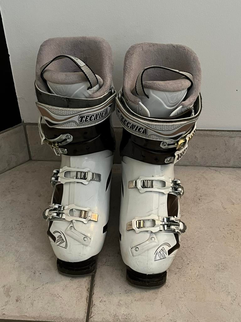 Botte de ski - Tecnica, Enlèvement, Ski