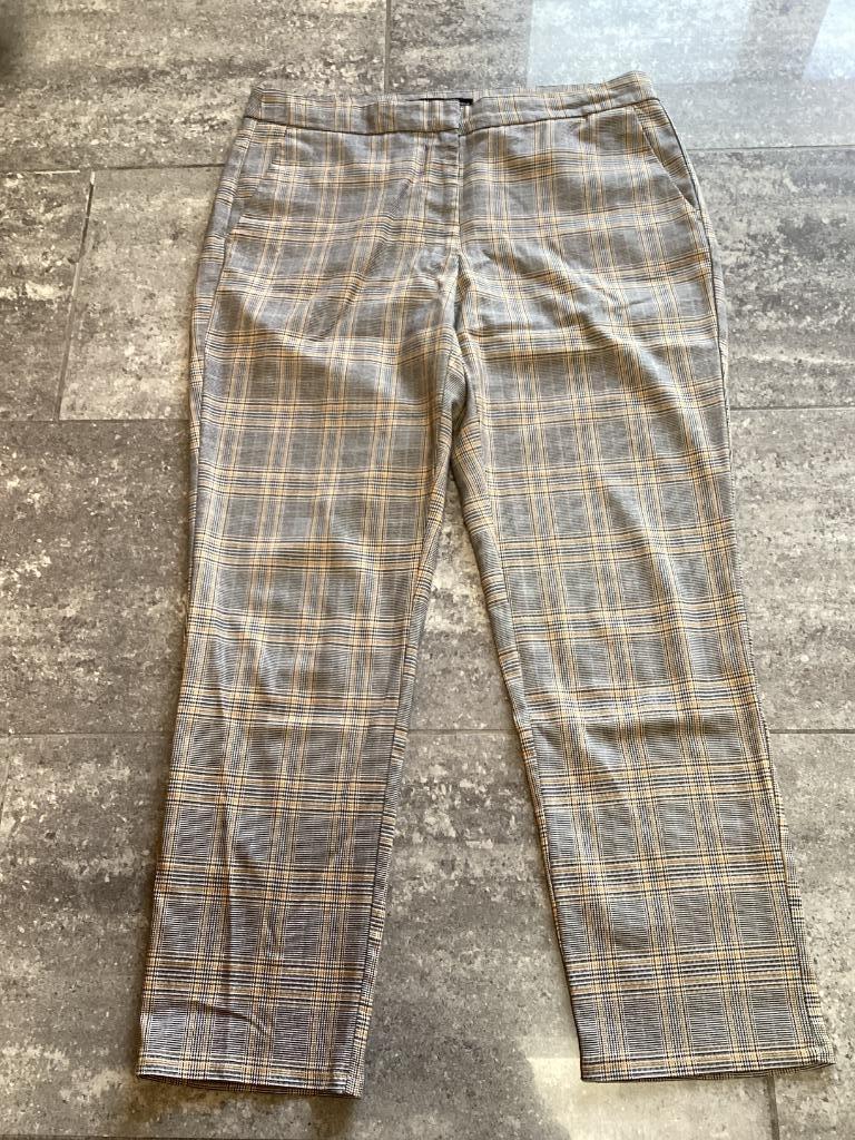 Broek Zara 42/44, Zara, Maat 42/44 (L), Ophalen of Verzenden, Zo goed als nieuw