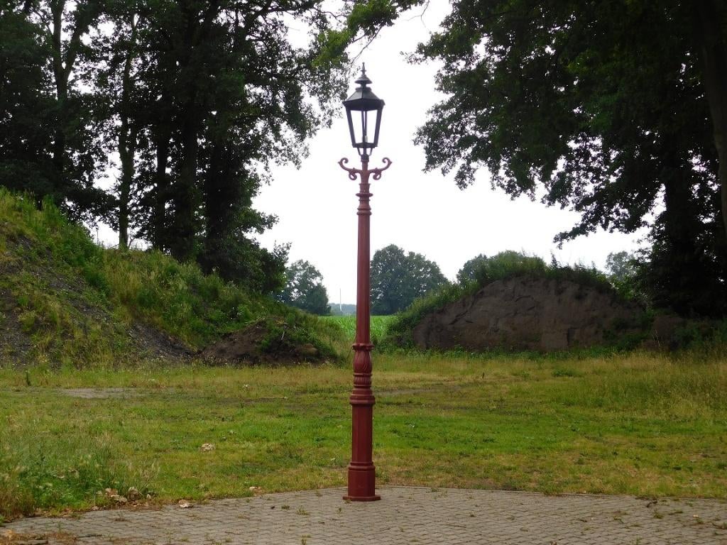 Forse Lantaarnpaal - 320 cm - Gietijzer  met Zwarte Kap, Antiquités & Art, Antiquités | Éclairage, Enlèvement ou Envoi