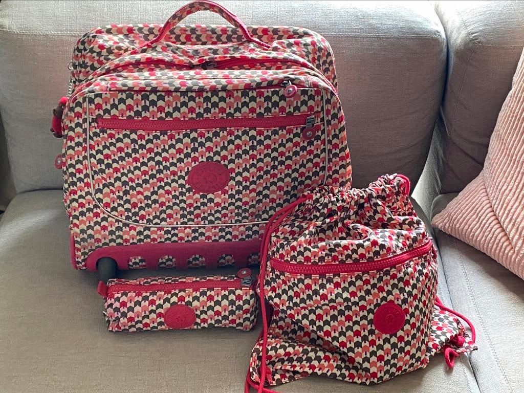 Set kipling boekentas met wieltjes, + pennenzak en turnzak, Ophalen, Gebruikt, Roze, Overige typen