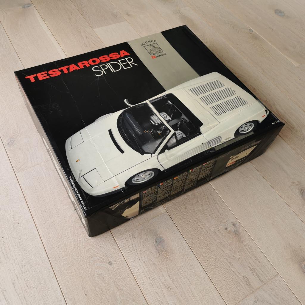 Ferrari Testarossa Pocher Rivarossi K52 1/8 ongebouwd wit, Hobby & Loisirs créatifs, Voitures miniatures | 1:5 à 1:12, Utilisé