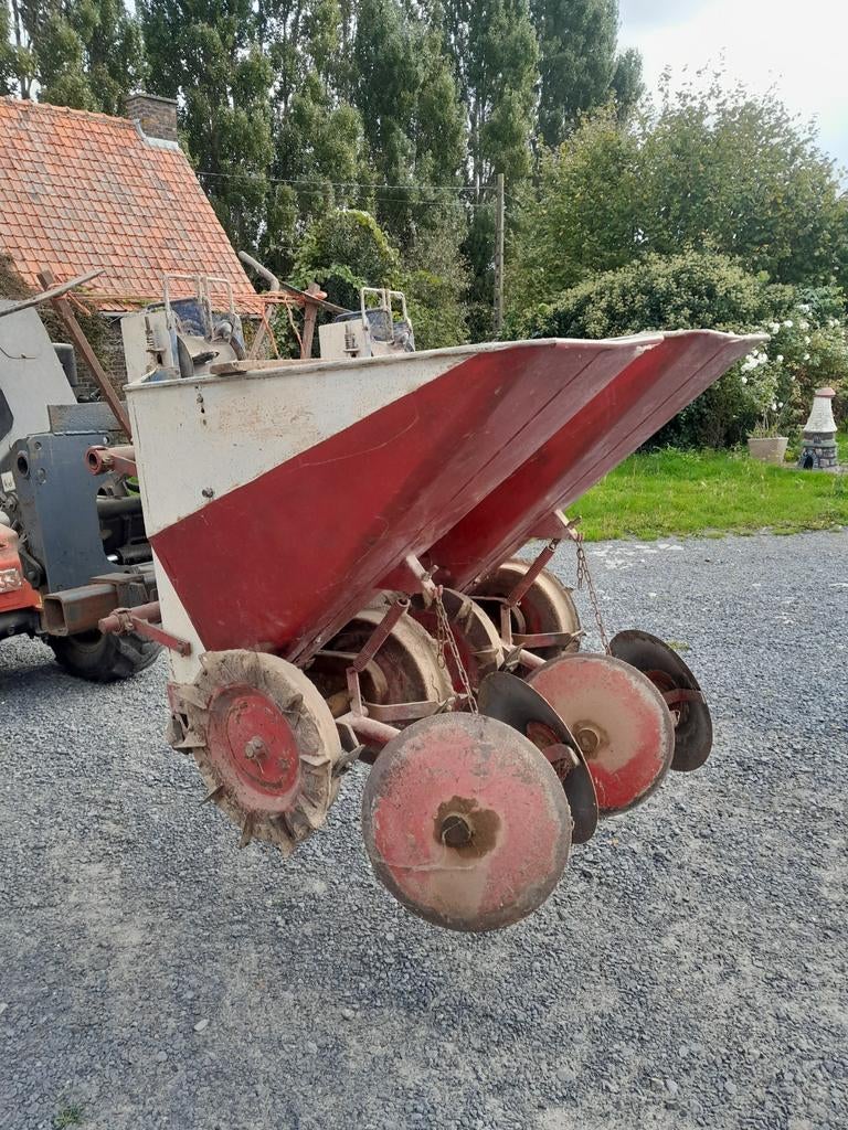 Aardappelplanter, Enlèvement
