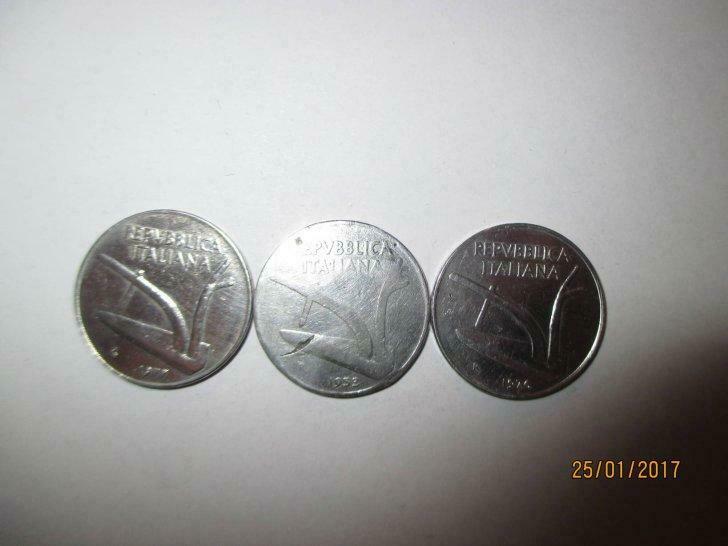 10 Lire Italië 1953 - 1976 - 1977, Postzegels en Munten, Munten | Europa | Euromunten, Ophalen of Verzenden, België