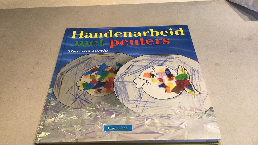 Thea van Mierlo - Handenarbeid met peuters(f1), Boeken, Ophalen of Verzenden, Zo goed als nieuw, Thea van Mierlo