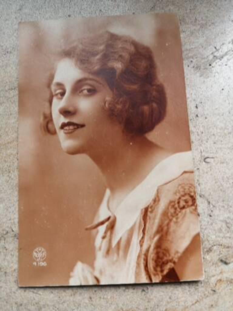 Carte postale ancienne de A Noyer, Enlèvement ou Envoi