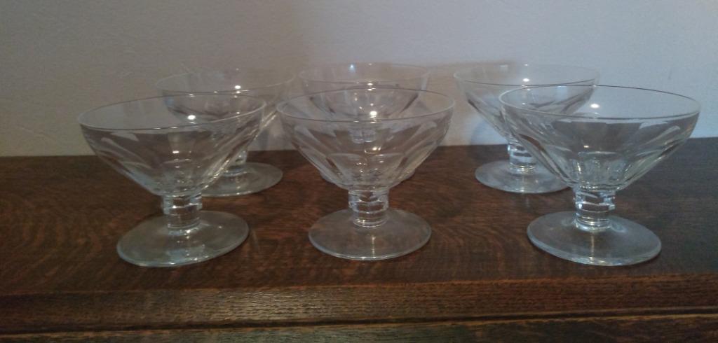 Lot de 11 coupes en verre, Antiquités & Art, Enlèvement ou Envoi