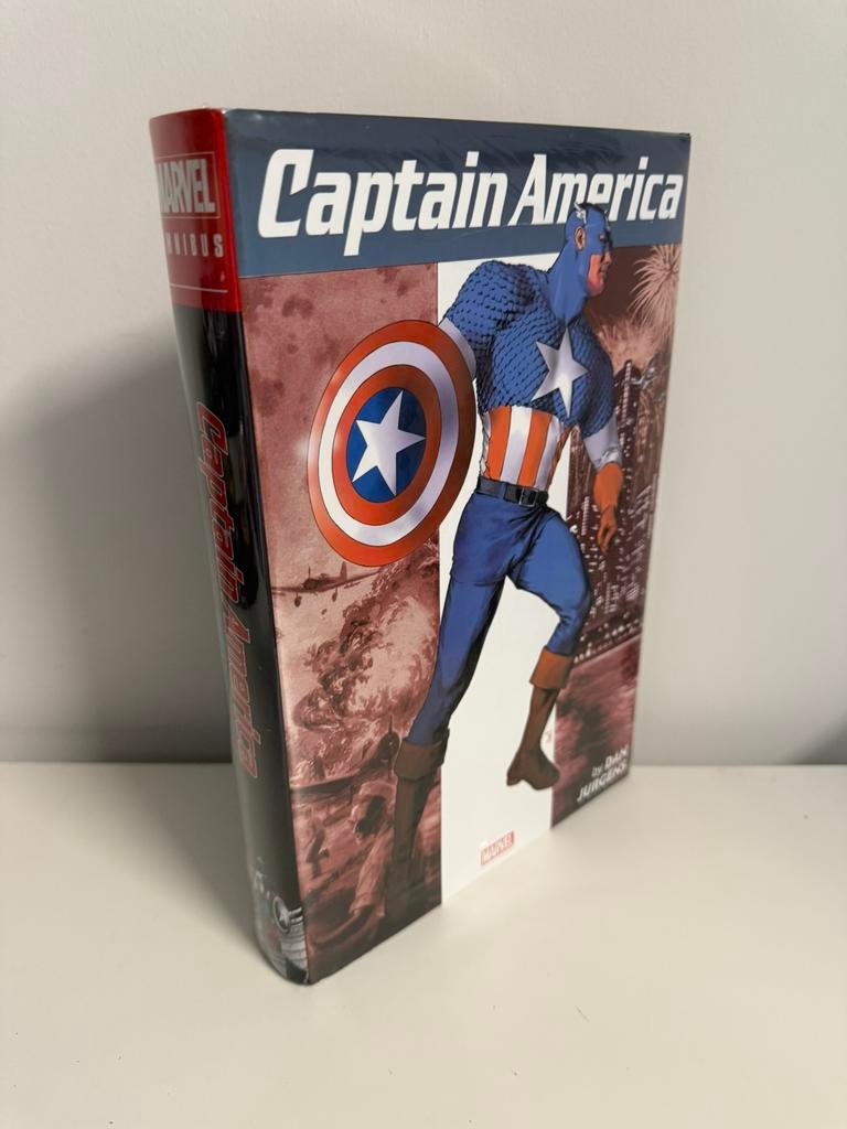 Marvel comics Captain America Jurgens omnibus HC SEALED, Livres, BD | Comics, Enlèvement ou Envoi