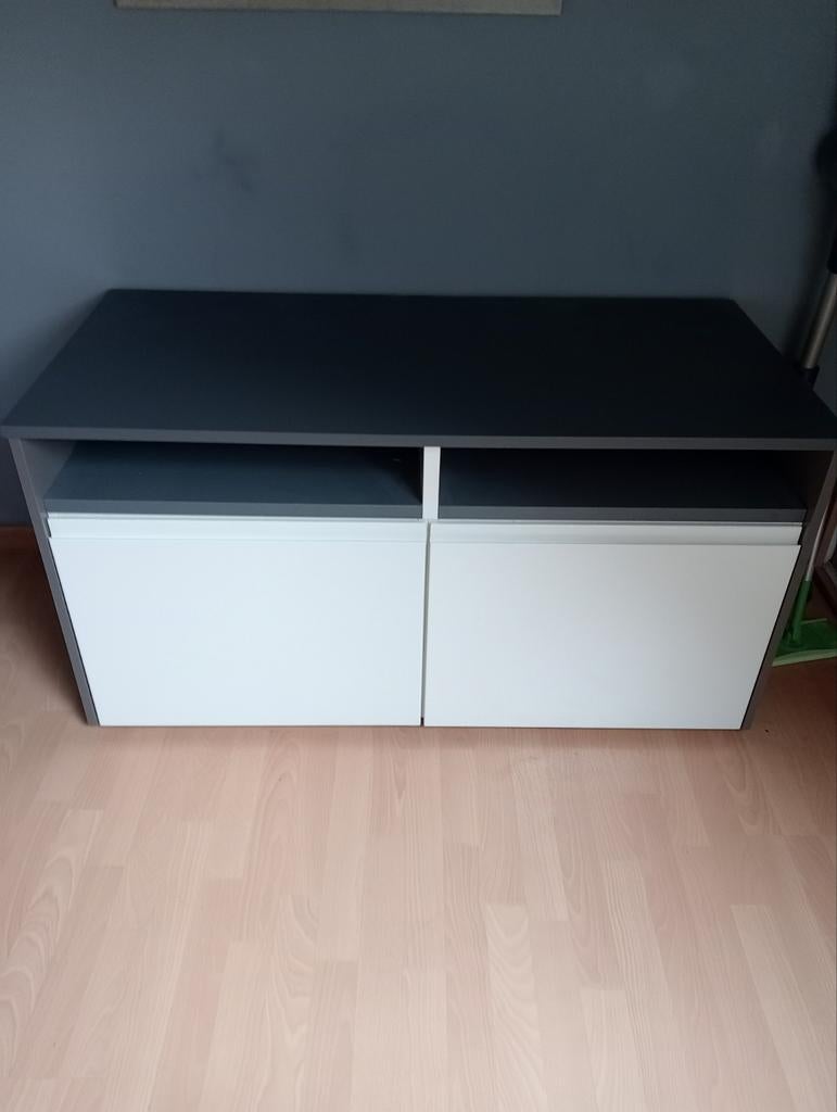 Meuble TV, Enlèvement