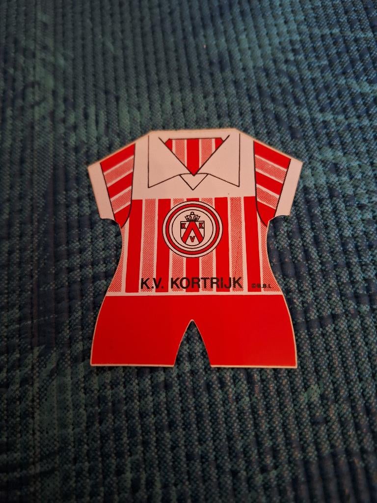KV Kortrijk, oude truitje sticker, Verzamelen, Ophalen of Verzenden