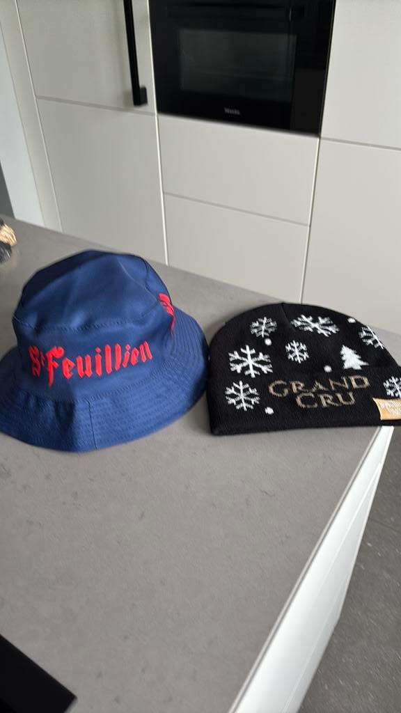 St.Feuillien winter en zomer pet, Verzamelen, Ophalen of Verzenden, Nieuw