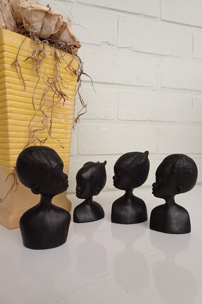 4 x houten Afrikaanse buste, Ophalen of Verzenden