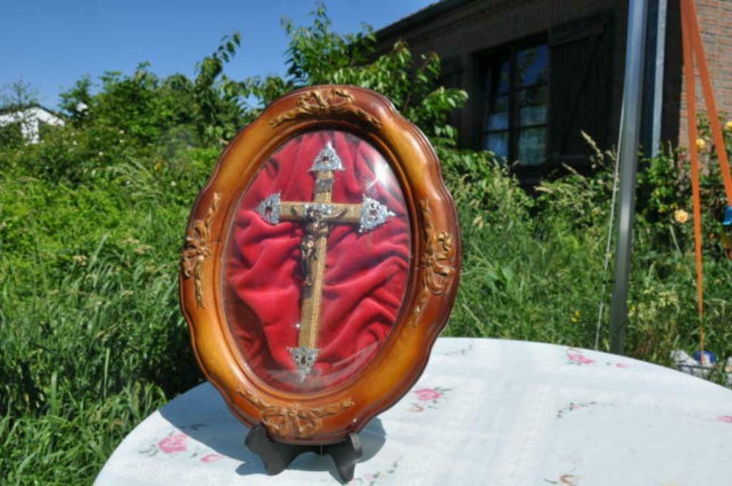§  cadre bombé religieux crucifix, Enlèvement ou Envoi