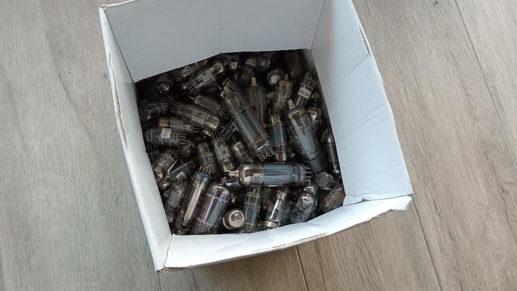TV buizen 200 stuks, Ophalen of Verzenden, Gebruikt