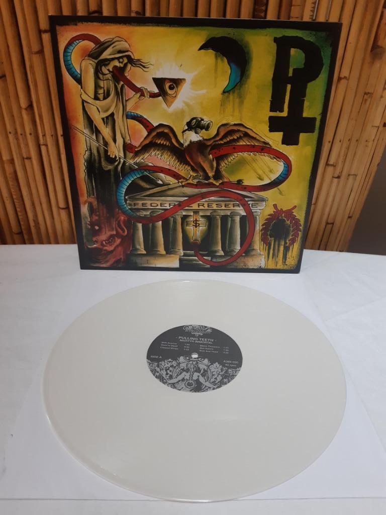 LP 33t métal hardcore Pullling Teeth "Martyr Immortal" 2007, Enlèvement ou Envoi, Utilisé