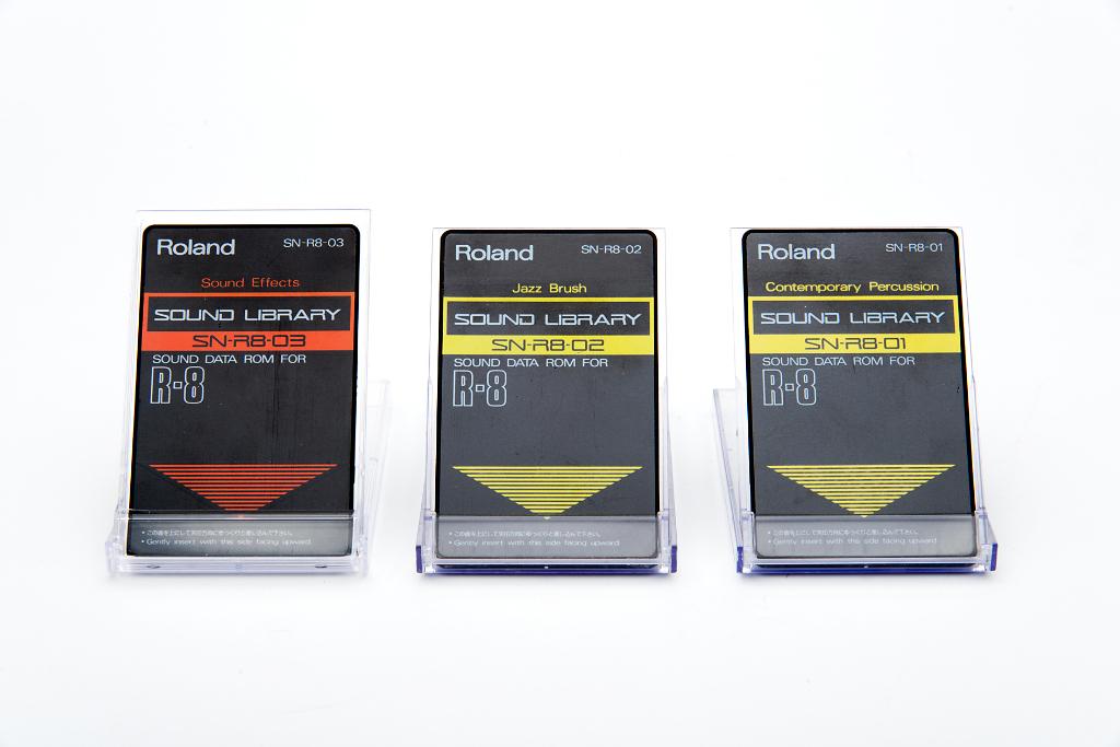 Roland R-8 Sound Data Rom, Ophalen, Zo goed als nieuw, Roland