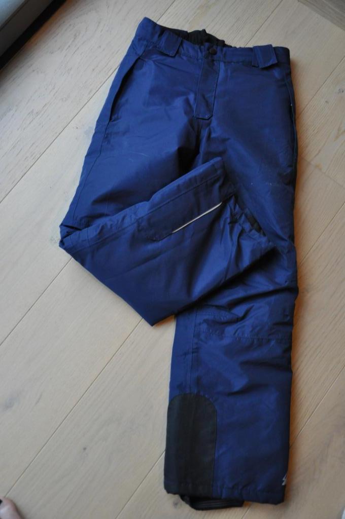 Pantalon de ski bleu foncé taille 134-140, Enlèvement ou Envoi, Comme neuf, Ski, Vêtements
