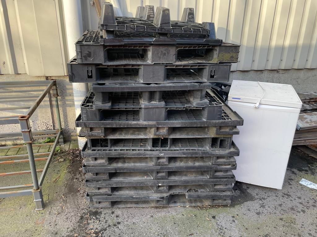 Gratis Plastic Pallets, Ophalen, Gebruikt, 100 cm of meer, 60 cm of meer