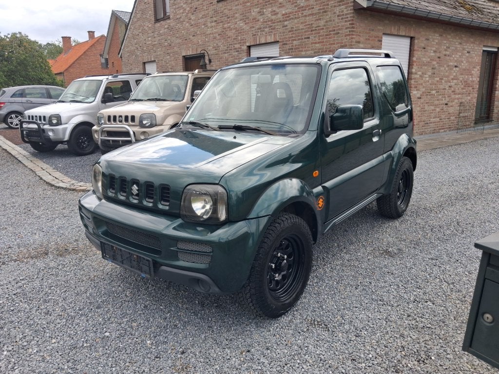 suzuki jimny #4x4# 1300cc benzine !!bj 2006!! 128 000km, Auto's, 4 zetels, Stof, Zwart, Bedrijf
