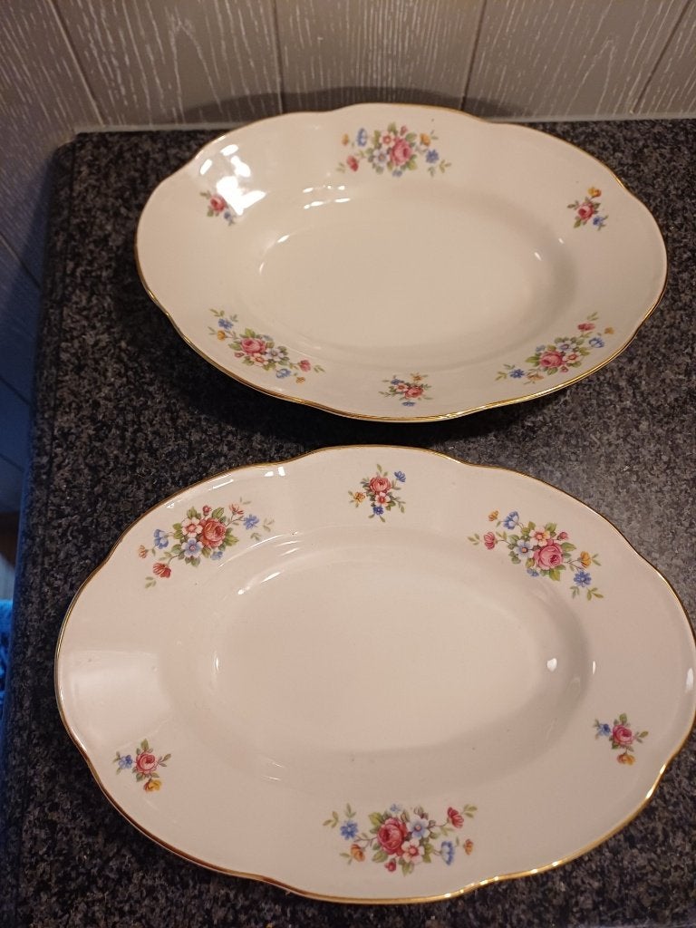 Plats anciens en porcelaine Schodziez, Enlèvement