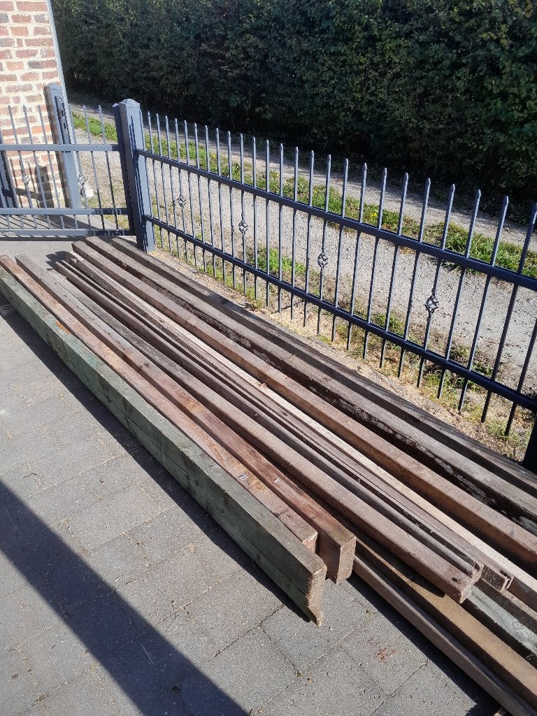 Houten balken en kepers, Enlèvement, Utilisé, Poutres