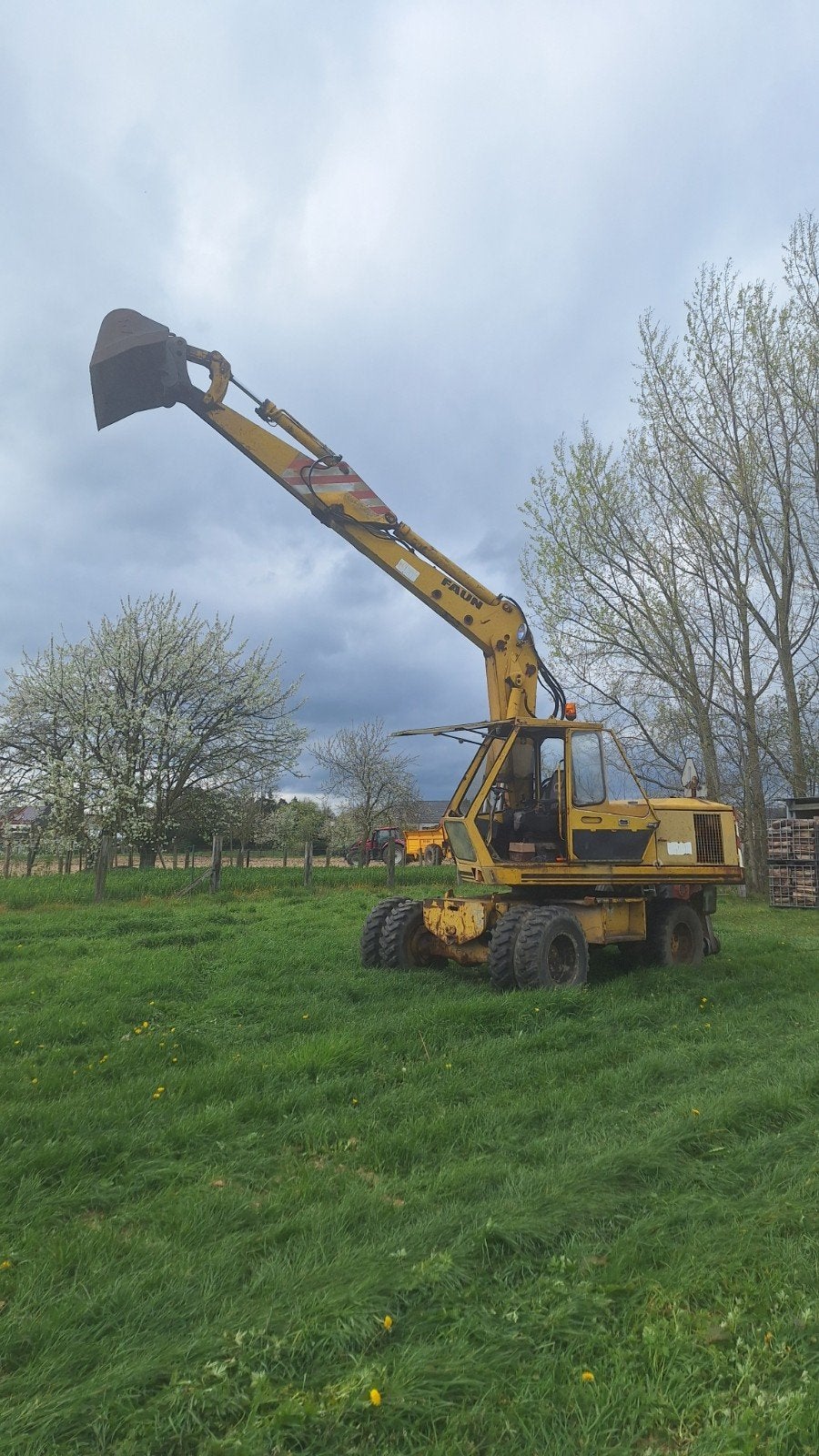 Faun graafkraan met 5cil Deutzmotor, Ophalen