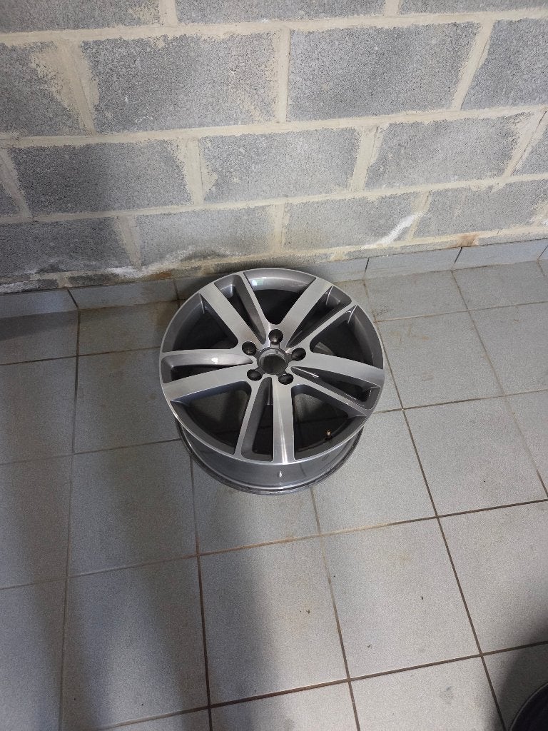 4 jantes aluminium Audi Q7 20 pouces bicolores, Autos : Pièces & Accessoires, Enlèvement, 20 pouces, Jante(s)