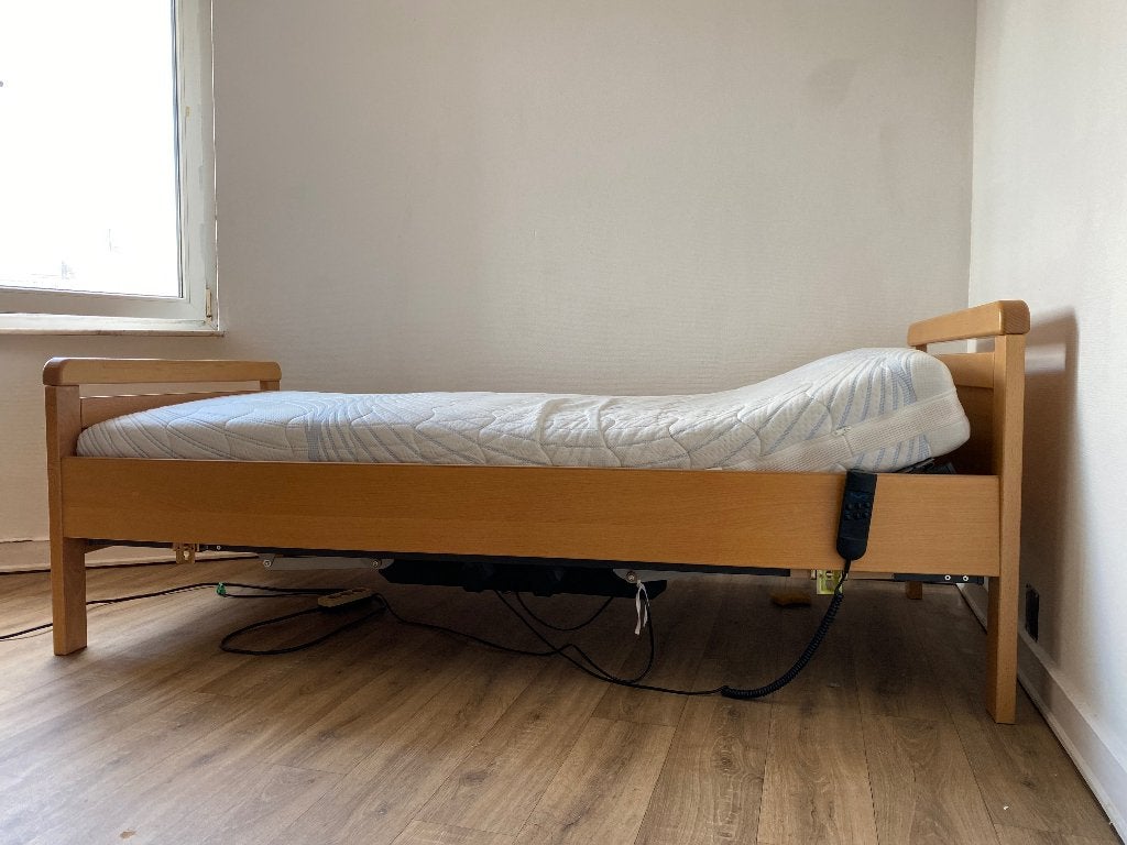 Lit motorisé, 90 cm, Beige, Enlèvement, Bois