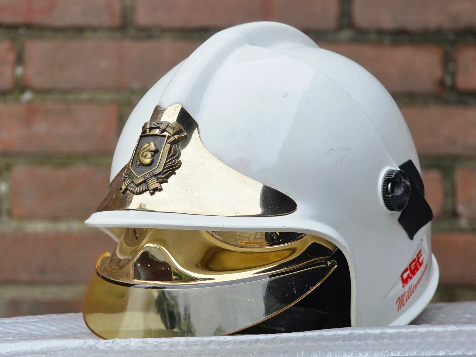 Casque de sapeurs-pompiers néerlandais Millennium casque pom, Collections, Enlèvement ou Envoi