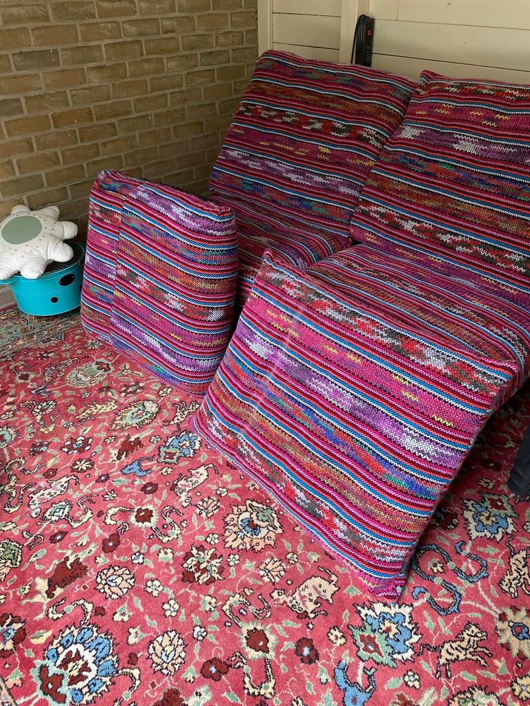 Klik klak bed met kussens, Ophalen, Zo goed als nieuw