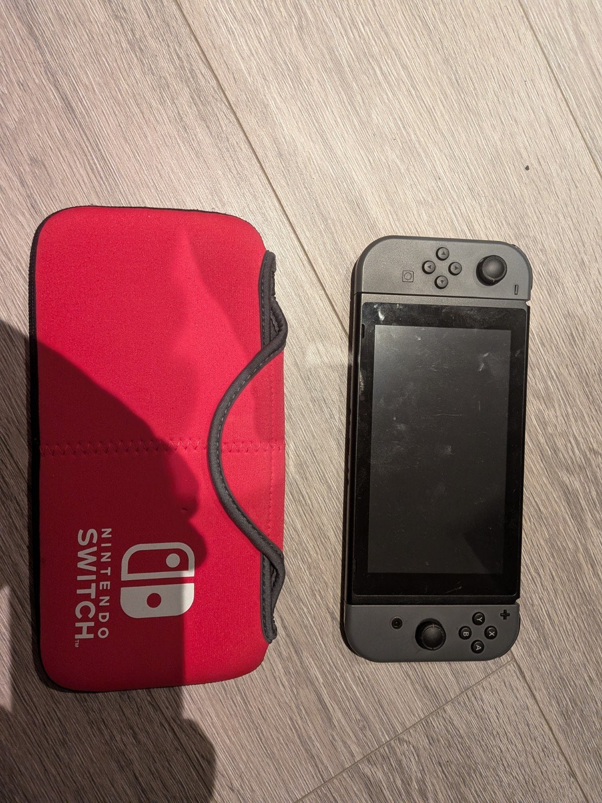 Nintendo Switch + opberg hoesje, Consoles de jeu & Jeux vidéo, Consoles de jeu | Nintendo Switch, Enlèvement ou Envoi