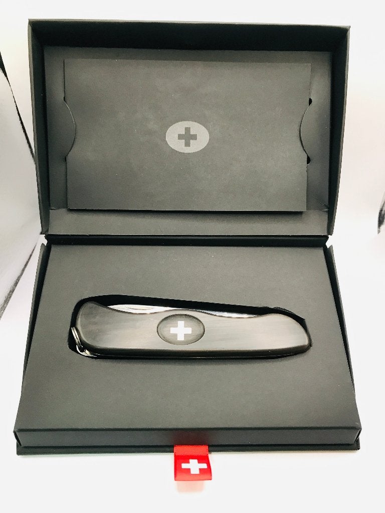Couteau à fromage Victorinox 2012 avec corne vache limitée, Enlèvement ou Envoi, Comme neuf