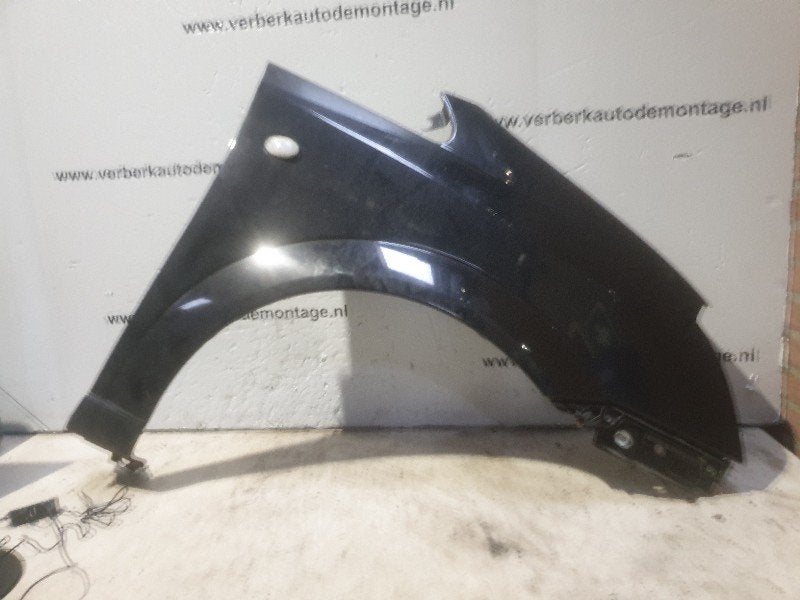 SPATBORD RECHTS VOOR Opel Meriva (A) (01-2003/05-2010), Gebruikt, Opel, Opel Automobile GmbH, Spatbord