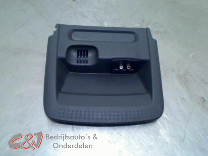Dashboard deel van een Renault Trafic, Gebruikt, -, Renault, -