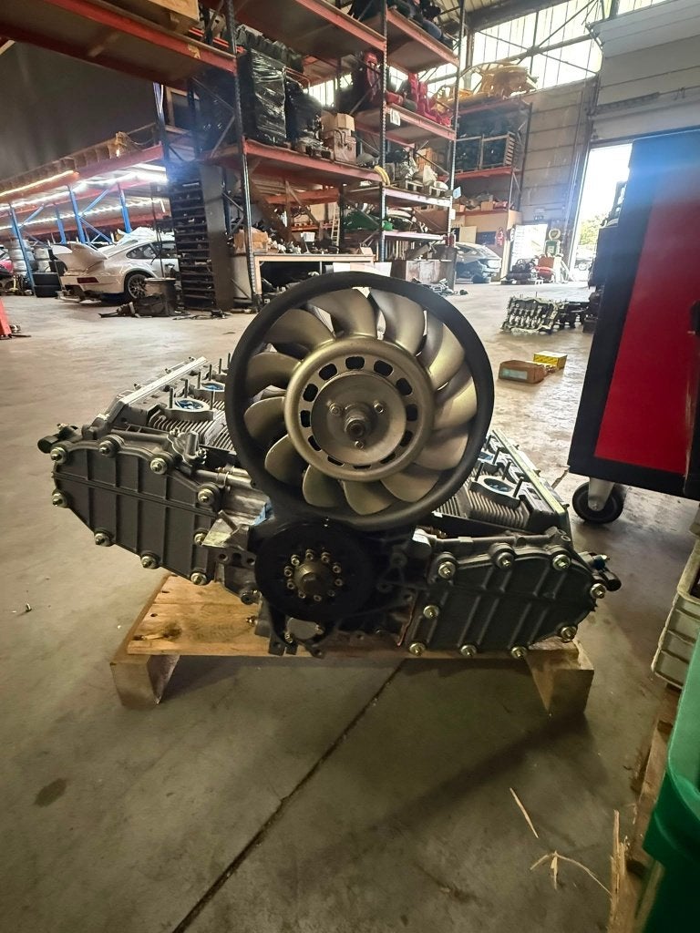 Moteur Porsche 964 3.6 M6402 refait à neuf - 0 km, Enlèvement, Utilisé, Pièces Oldtimer ou Ancêtre