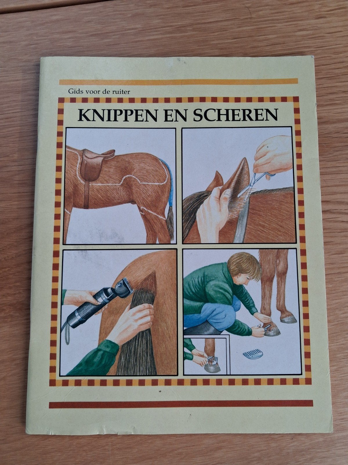 V. Watson - Knippen en scheren, Ophalen of Verzenden, V. Watson