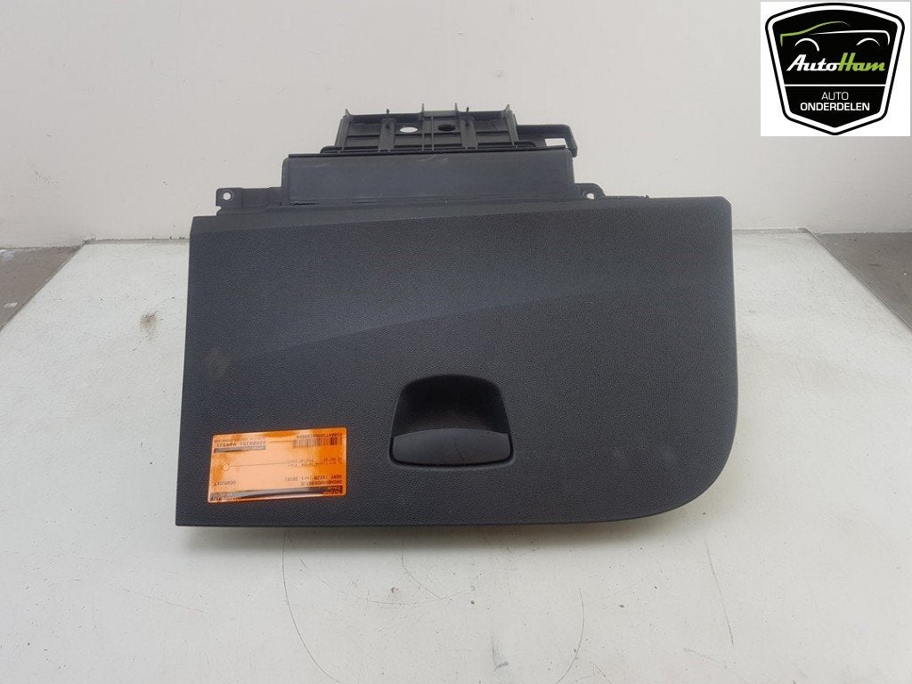 COMPARTIMENT A GANTS Seat Ibiza ST (6J8) (01-2010/07-2016), Utilisé, Seat