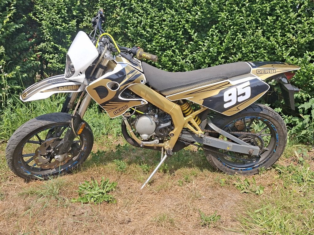 Derbi senda, Fietsen en Brommers, Brommers | Derbi, Ophalen, Zo goed als nieuw, 50 cc