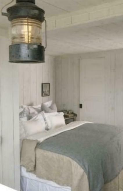GRENEN HOUT DELEN MET MESSING EN GROEF 120MM BREED, Ophalen