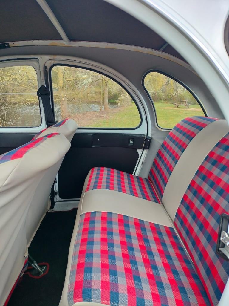 Citroën 2CV6, Voorwielaandrijving, 4 zetels, Stof, 602 cc