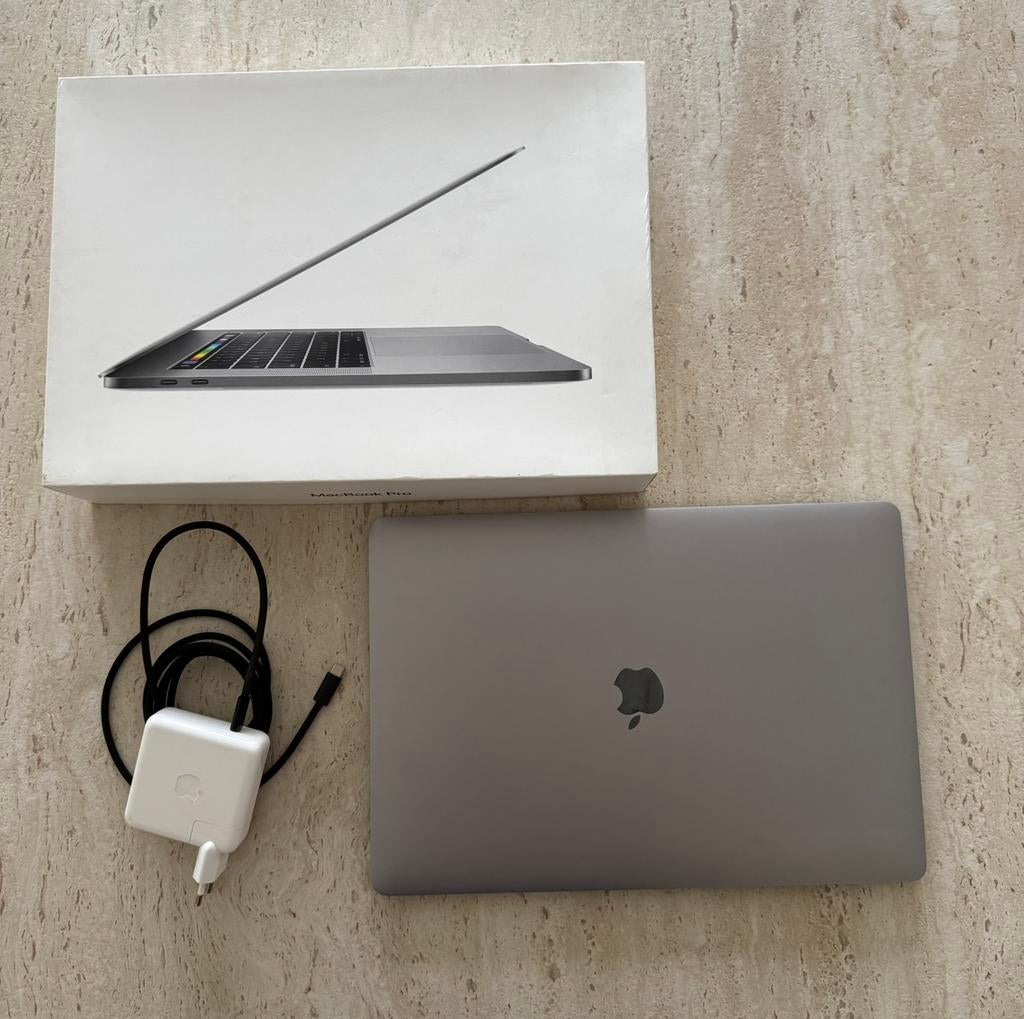 Macbook Pro 15 inch 2017 512GB Touch Bar, Ophalen, 15 inch, 512 GB, Zo goed als nieuw