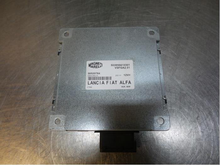 Module radio d'un Alfa Romeo Mito, Autos : Pièces & Accessoires, -, 3 mois de garantie, Utilisé, Alfa Romeo