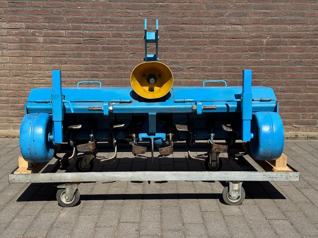 Frees  JNC 135, Zakelijke goederen, Landbouw | Werktuigen, Ophalen