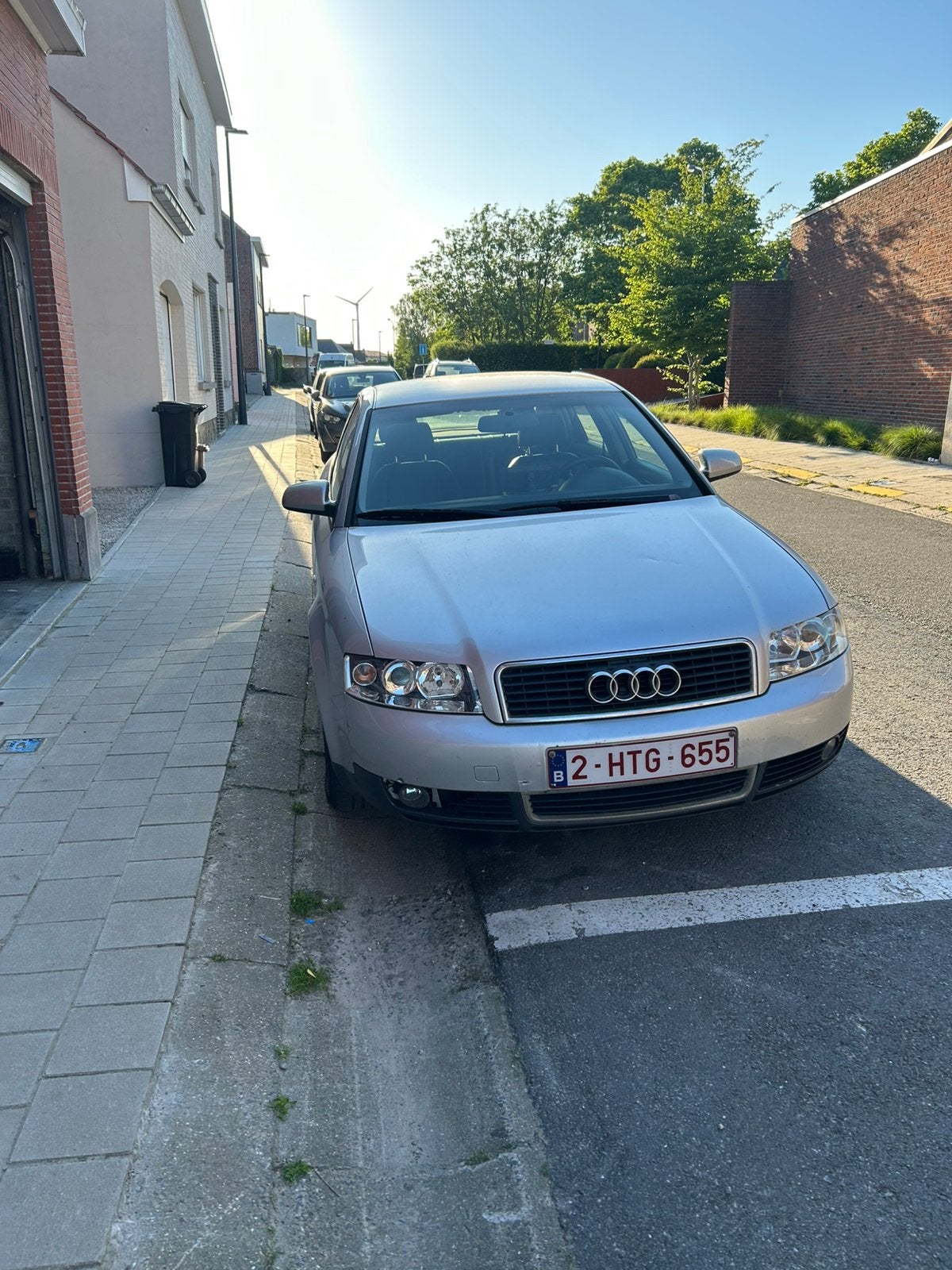 Audi A4 bj2002 199900km automaat, Auto's, Audi, Automaat, A4, Particulier, Zilver of Grijs
