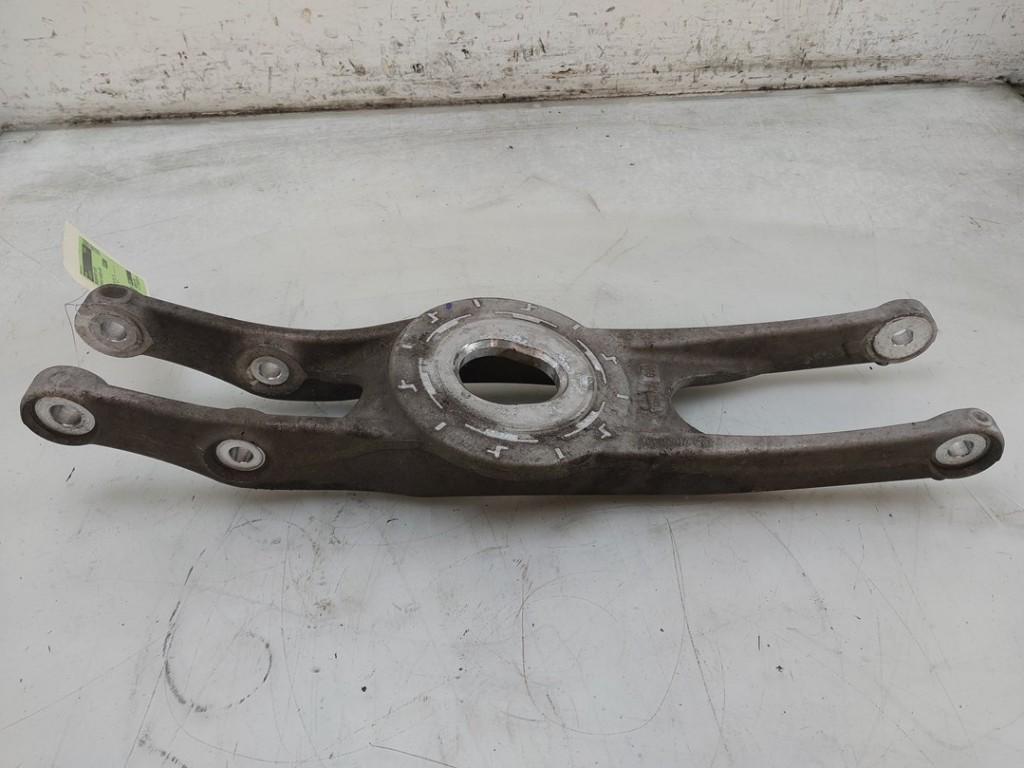 BRAS DE SUSPENSION ARRIÈRE DROIT Chevrolet USA Malibu, Dhr. J. Ham, Chevrolet, Administratie@autoham.nl, Utilisé