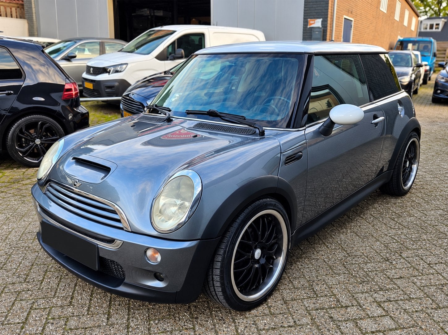 Mini Cooper S 1.6 R53 te koop, Autos, Cuir, Achat, Boîte manuelle, Noir